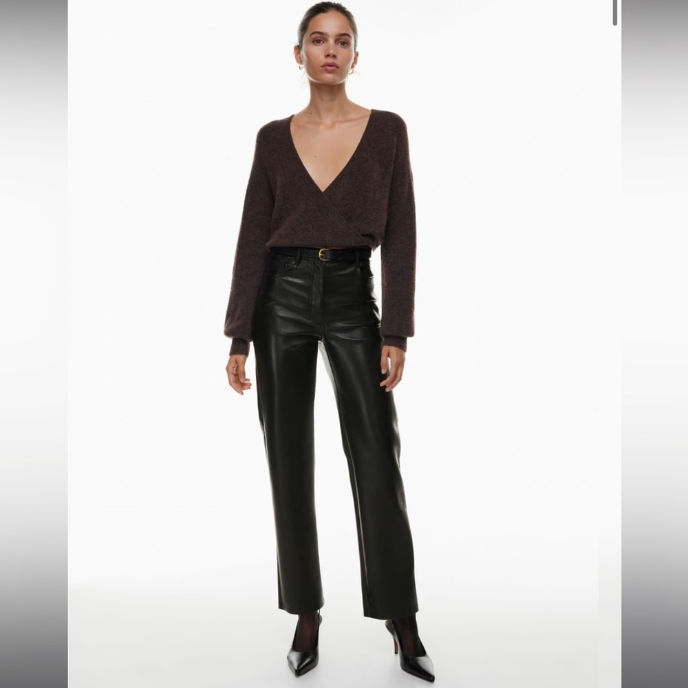 Aritiza Wilfred - The Melina Pant in Black